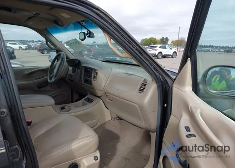 2002 Ford Expedition Eddie Bauer z USA, uszkodzony, nr VIN 1FMFU18L42LA98384